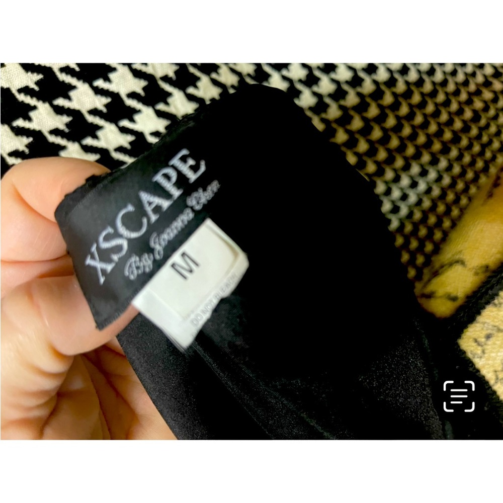 Xscape Top - Picture 3 of 3